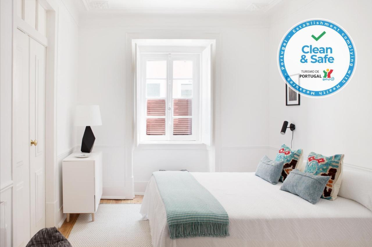 Renovated Charming Apartment With Terrace In Lapa Lisboa Extérieur photo