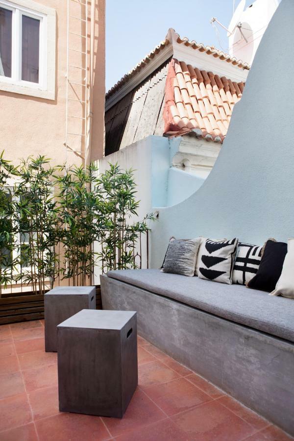 Renovated Charming Apartment With Terrace In Lapa Lisboa Extérieur photo
