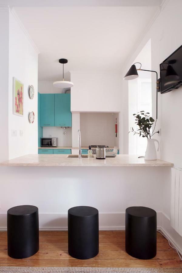 Renovated Charming Apartment With Terrace In Lapa Lisboa Extérieur photo