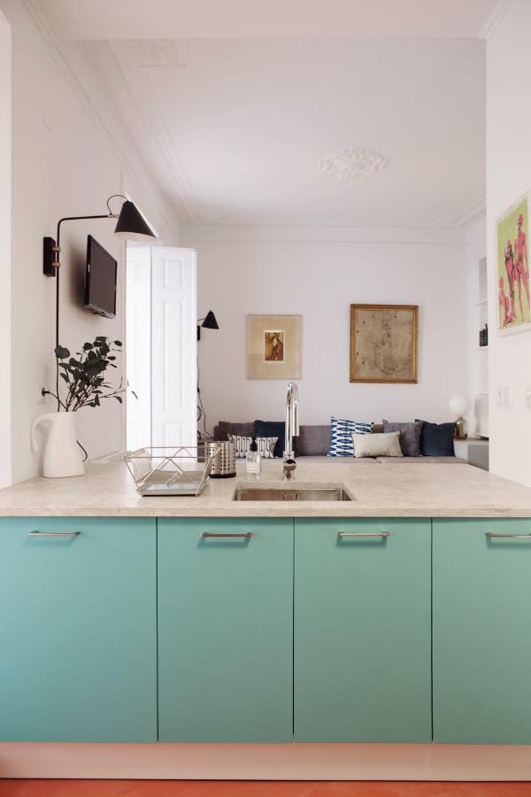 Renovated Charming Apartment With Terrace In Lapa Lisboa Extérieur photo